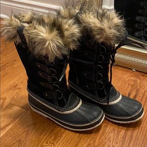 Sorel boots size 8 Joan of Arctic